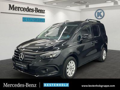 Mercedes EQT200
