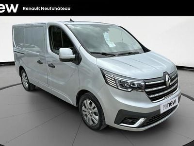 Gris highland Occasion 2022 Renault Trafic Monospace | 29 900 € (Prix assez cher)