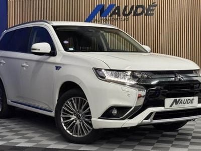 Occasion 2019 Mitsubishi Outlander P-HEV Intense | 18 990 € (Prix cher)