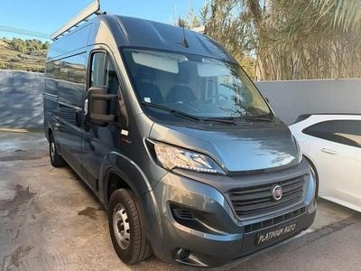 Gris Occasion 2021 Fiat Ducato Van | 22 990 € (Bon prix)