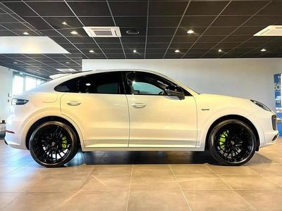 Blanc Occasion 2019 Porsche Cayenne SUV | 74 990 € (Prix assez cher)
