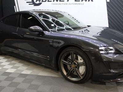 Porsche Taycan Turbo