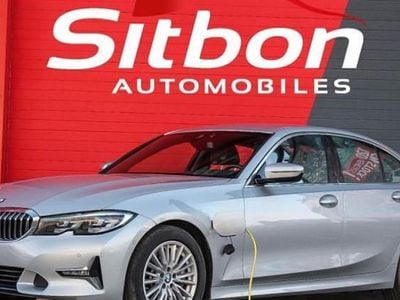 BMW 330e