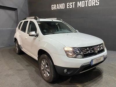 Blanc Occasion 2015 Dacia Duster Prestige SUV | 8 990 € (Prix juste)