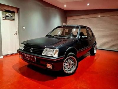 Gris Occasion 1992 Peugeot 205 GTi Berline | 29 900 €