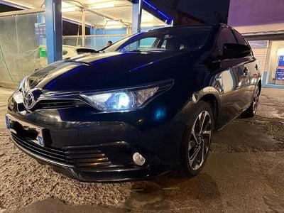 Toyota Auris Hybrid