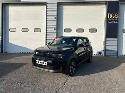 Nouvelle Fiat Grande Panda 2025 Noir cinema métallisé Citadine