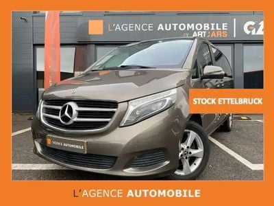 Mercedes V220