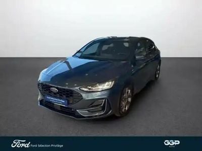 Bleu azur métallisé Occasion 2025 Ford Focus ST-Line X Berline | 27 890 € (Prix cher)