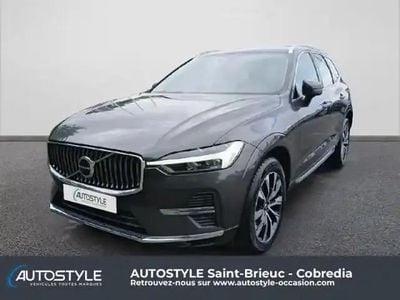 Gris brume métallisé Occasion 2022 Volvo XC60 Plus SUV | 33 490 € (Prix juste)