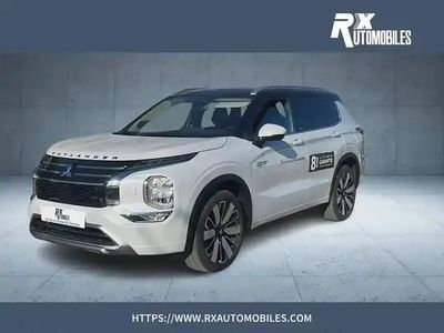 Diamond white toit contraste Occasion 2025 Mitsubishi Outlander SUV | 52 990 € (Prix assez cher)