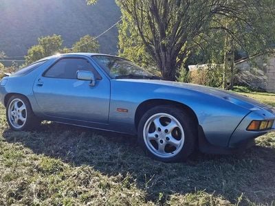 Bleu Occasion 1986 Porsche 928 Coupé | 48 900 €