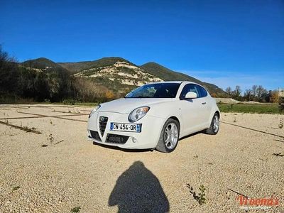 Noir Occasion 2010 Alfa Romeo MiTo Distinctive Citadine | 3 990 €