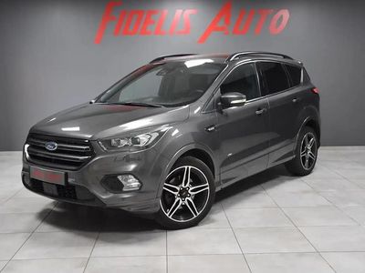 Gris Occasion 2017 Ford Kuga ST-Line SUV | 18 990 € (Prix juste)