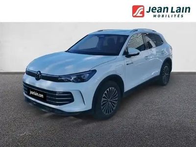 Blanc Occasion 2025 VW Tiguan Elegance SUV | 48 120 €