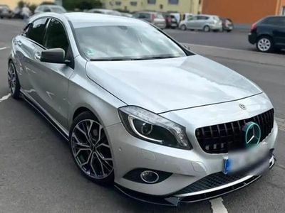 Gris Occasion 2013 Mercedes A180 Classic Monospace | 10 800 €