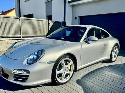 Porsche 911 Carrera 4S