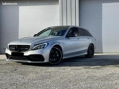 Mercedes C63 AMG