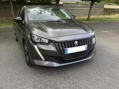 Gris Occasion 2022 Peugeot 208 Allure Citadine | 14 500 € (Prix juste)
