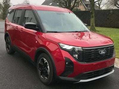 Rouge Occasion 2025 Ford Tourneo Active Break | 28 899 € (Super prix)