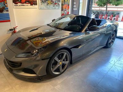 Gris Occasion 2023 Ferrari Portofino Cabriolet | 249 900 €