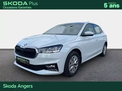 Blanc Occasion 2024 Skoda Fabia Selection Berline | 17 290 € (Prix juste)