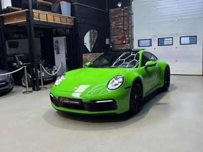 Porsche 911 Carrera