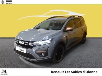 Gris urbain Occasion 2025 Dacia Jogger Extreme Monospace | 25 990 € (Prix juste)