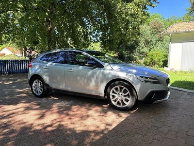 Argent Occasion 2017 Volvo V40 CC Pro Break | 19 500 €