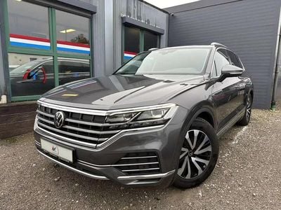Gris Occasion 2021 VW Touareg SUV | 29 900 € (Bon prix)