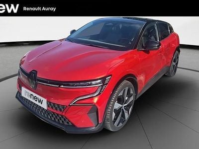 Rouge Occasion 2023 Renault Megane E-Tech Techno Berline | 26 990 € (Prix juste)