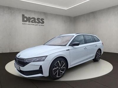 Blanc Occasion 2025 Skoda Octavia SportLine Break | 34 990 € (Prix juste)