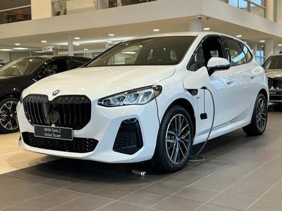 BMW 225
