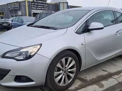 occasion Opel Astra GTC J 1.4 i Turbo ecoFLEX 140 cv