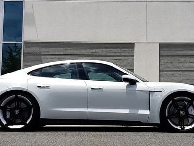 Occasion 2021 Porsche Taycan 4S Performance Package Berline | 63 666 € (Prix cher)