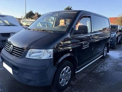 Noir Occasion 2009 VW T5 Van | 9 990 € (Prix assez cher)