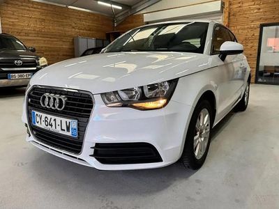 Blanc Occasion 2013 Audi A1 Ambiente Citadine | 7 390 € (Bon prix)