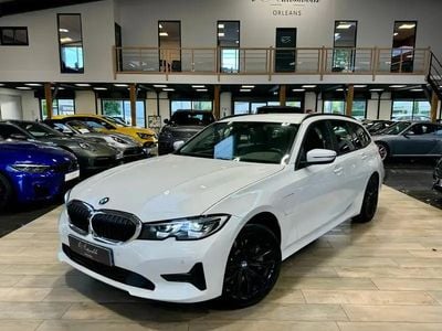 BMW 330e