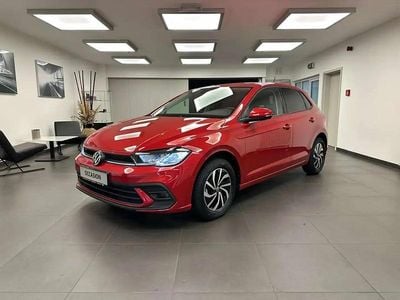 Rouge Occasion 2022 VW Polo Life Citadine | 15 900 € (Prix juste)