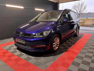 Bleu Occasion 2019 VW Touran Monospace | 20 990 €