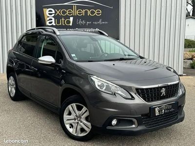 Gris Occasion 2018 Peugeot 2008 Style SUV | 8 990 € (Bon prix)