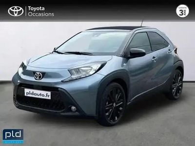 Biton bleu genièvre métal/toit noir Occasion 2024 Toyota Aygo X Design SUV | 16 990 € (Prix juste)