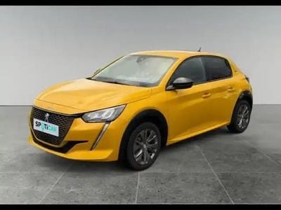 Jaune Occasion 2023 Peugeot 208 Allure Citadine | 18 990 €