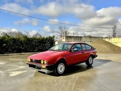 Rouge Occasion 1981 Alfa Romeo GTV Coupé | 19 800 €