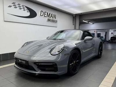 Gris Occasion 2023 Porsche 992 Chrono Cabriolet | 145 000 €
