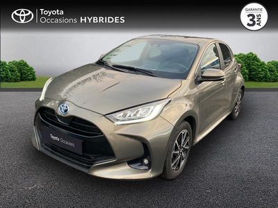 Blanc Occasion 2024 Toyota Yaris Hybrid Design Berline | 21 480 € (Prix juste)