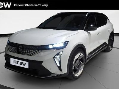 Blanc Occasion 2025 Renault Scenic E-Tech Iconic SUV | 42 900 € (Prix assez cher)