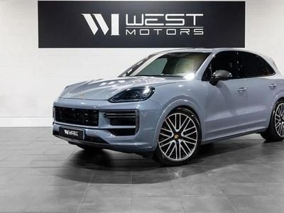 Gris Occasion 2024 Porsche Cayenne Turbo E-Hybrid SUV | 169 900 €