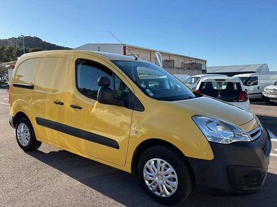 Jaune Occasion 2018 Citroën Berlingo Monospace | 7 500 €