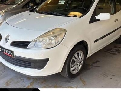 Occasion 2009 Renault Clio II Dynamique Citadine | 6 499 € (Prix cher)